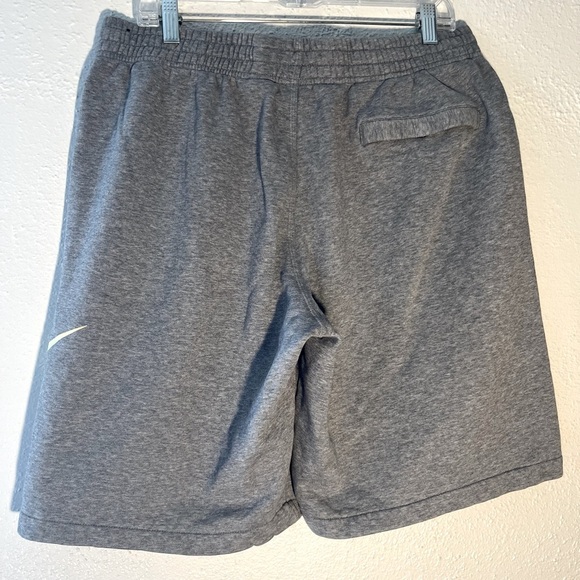 Nike Club Fleece Big Swoosh Shorts Mens Size XL Medium Gray Athletic Sportswear - Picture 3 of 5